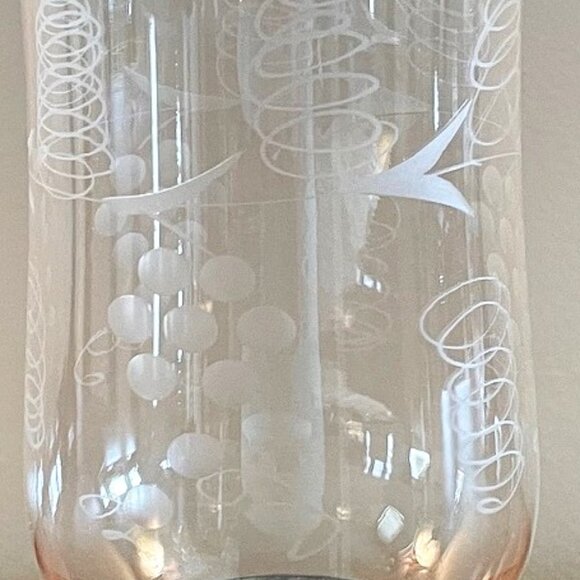 Web Early American Pewter Candlestick Holder w. Etched Glass Hurricane Shade - Picture 2 of 6